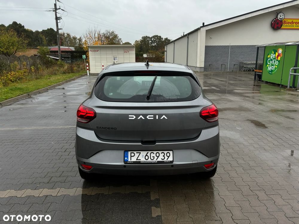 Dacia Sandero - 7
