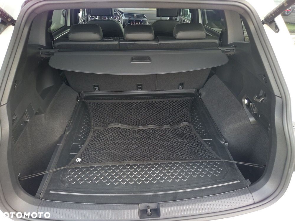 Volkswagen Tiguan Allspace 2.0 TDI 4Mot R-Line DSG - 13
