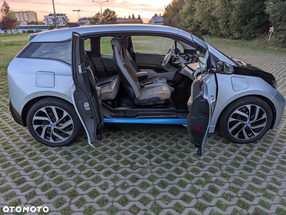 BMW i3 (Range Extender) - 24