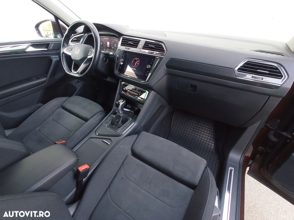 Volkswagen Tiguan 2.0 TDI 4Mot DSG Elegance - 18