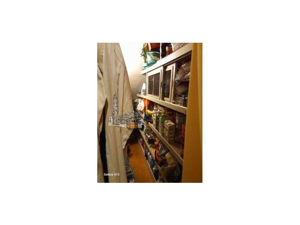 EXCELENTE MORADIA T5+1 PARA INVESTIR, COM GARAGEM, ARRUMOS E QUINTA... - Grande imagem: 5/29