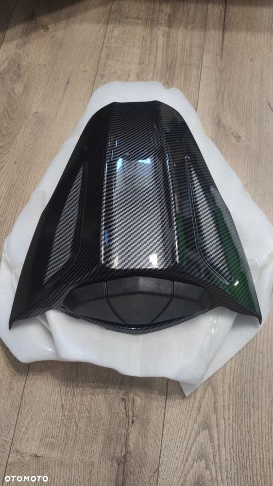 EU ZAŚLEPKA NAKŁADKA FOTELA TYŁ KAWASAKI ZX10R 11- - 2