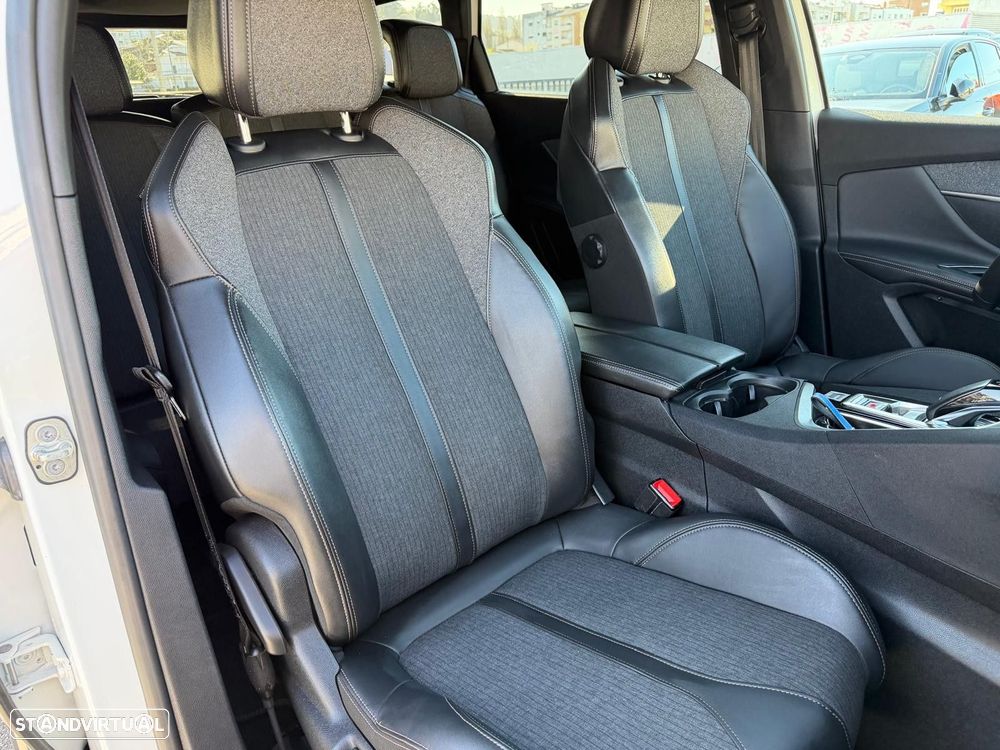 Peugeot 5008 1.5 BlueHDi GT Line EAT8 - 19