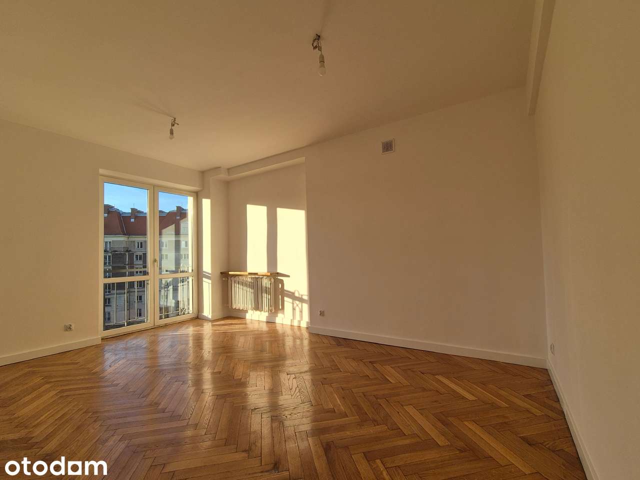 Klimatyczne 48m² w sercu Warszawy, po generalnym remoncie-BEZPOŚREDNIO