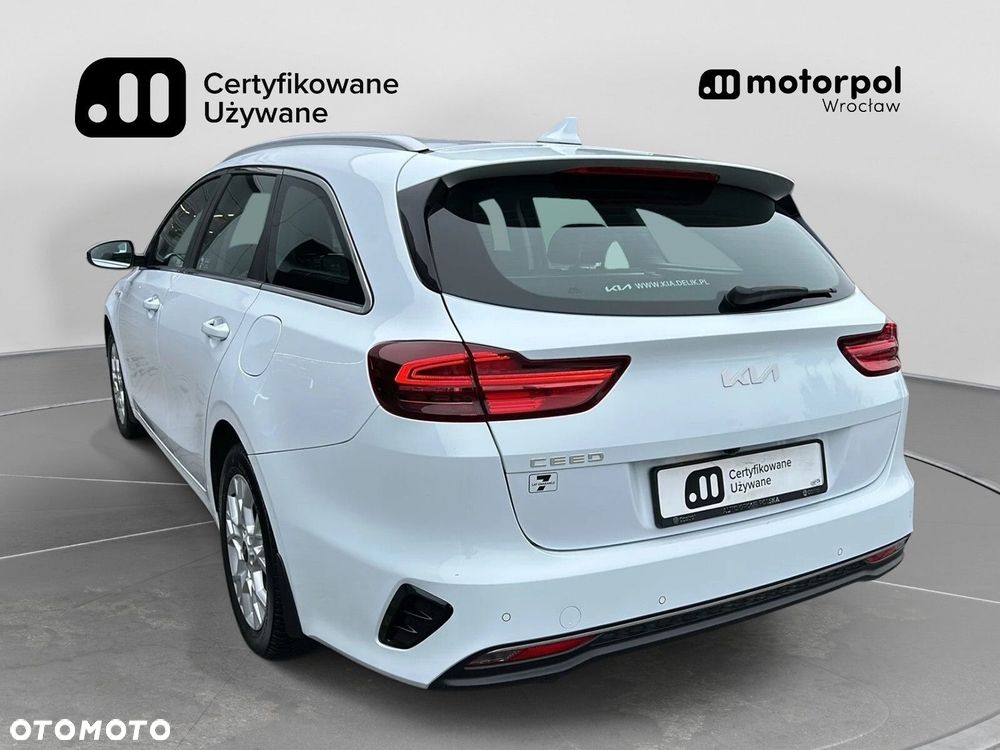 Kia Ceed 1.5 T-GDI M - 3