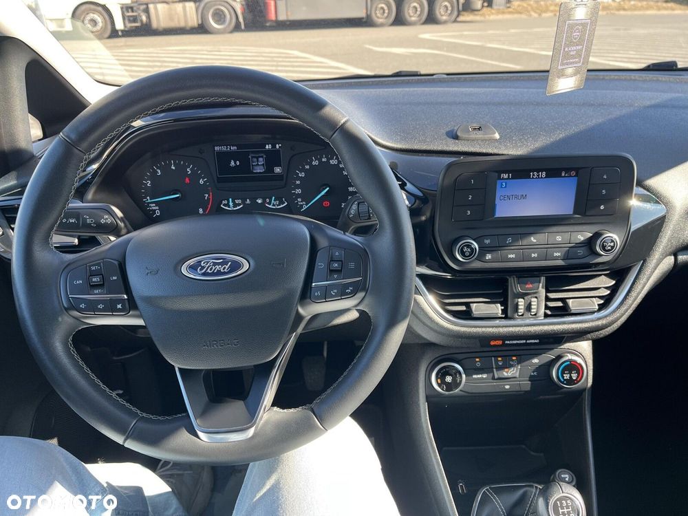 Ford Fiesta - 11