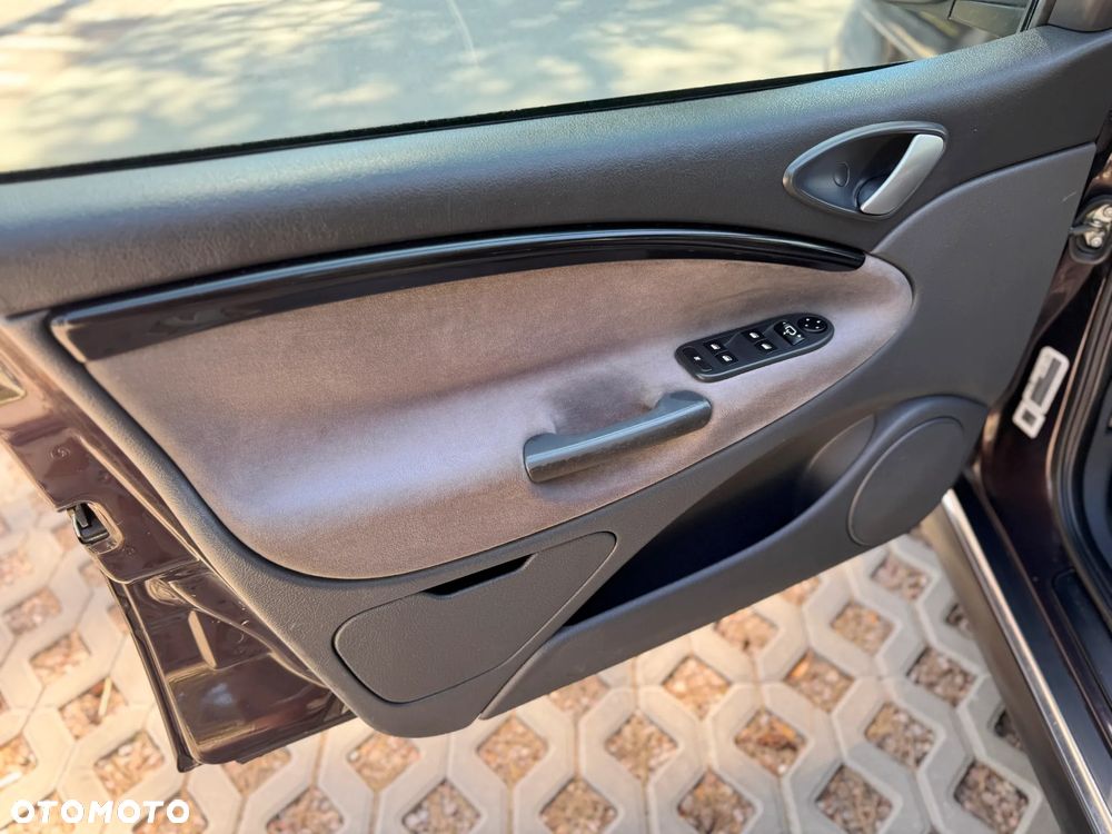 Citroën C5 2.0 16V Exclusive - 25