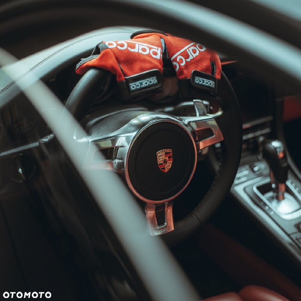 Porsche 911 - 9