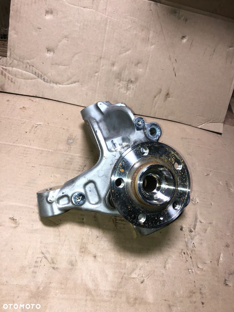 ZWROTNICA PIASTA PRAWA  STRONA  PRZÓD  VOLVO XC40 XC-40  32221857 gwa!!!! - 1