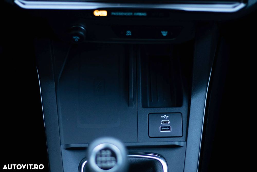 Ford Puma 1.0 EcoBoost MHEV Titanium - 24