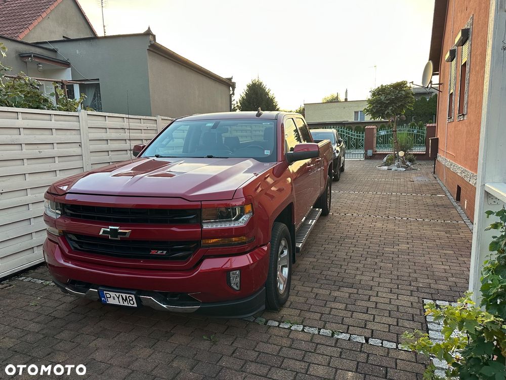 Chevrolet Silverado - 4