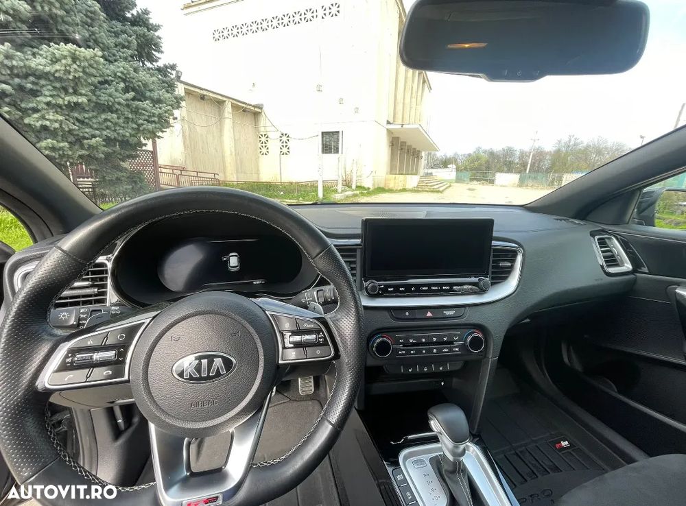 Kia Ceed 1.6 CRDi (48V Mild-Hybrid) DCT7 GT Line - 14