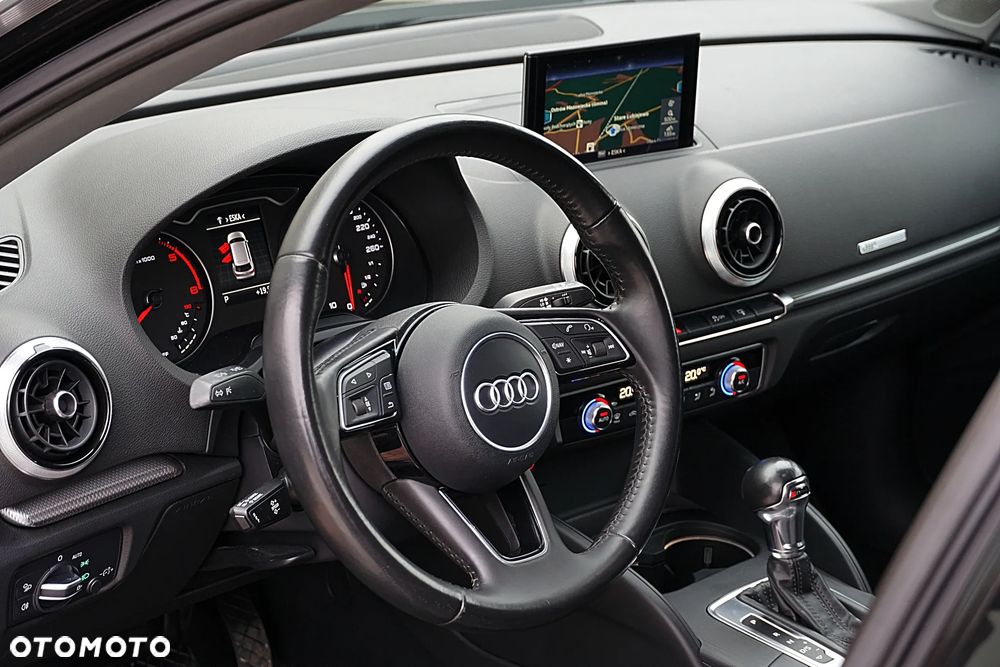 Audi A3 Sportback 2.0 TDI (clean diesel) S tronic S line Sportpaket - 20