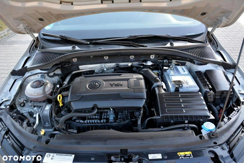 Skoda Octavia 2.0 TSI RS 230 DSG - 37