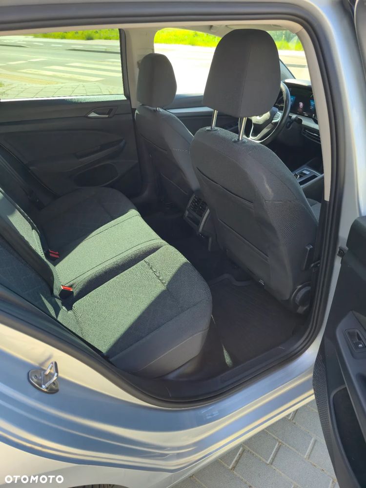 Volkswagen Golf VIII 2.0 TDI Life DSG - 20