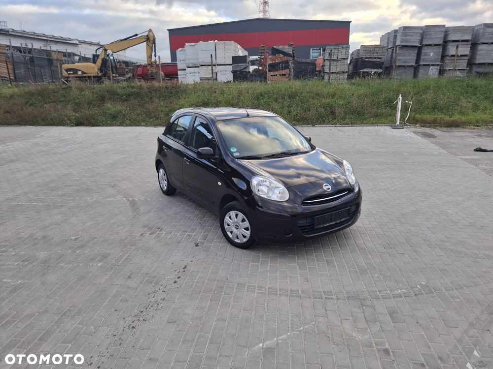 Nissan Micra - 1