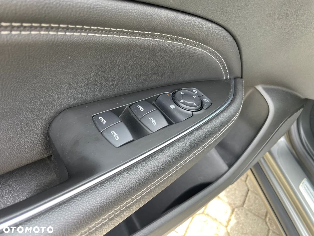Opel Insignia 2.0 CDTI Exclusive S&S - 14