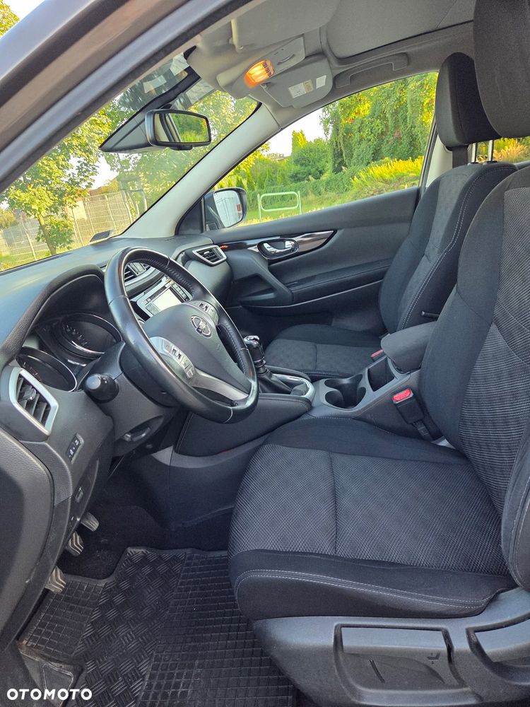 Nissan Qashqai 1.2 DIG-T N-Connecta EU6 - 22