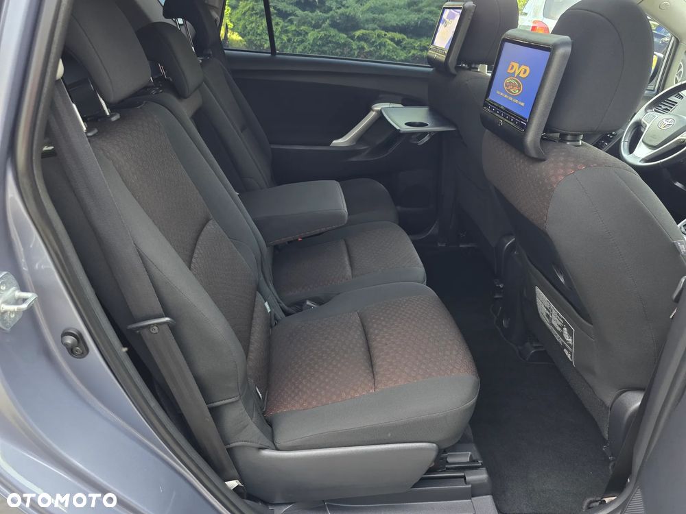 Toyota Verso 1.8 5-Sitzer Executive - 24
