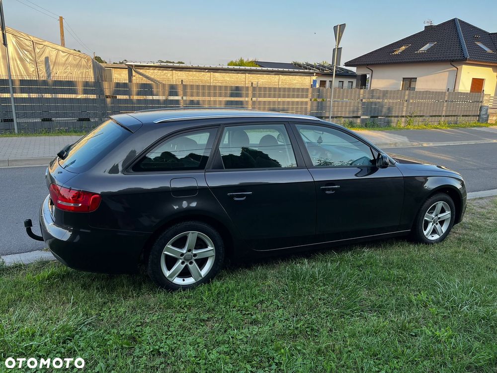 Audi A4 Avant 1.8 TFSI Ambiente - 8