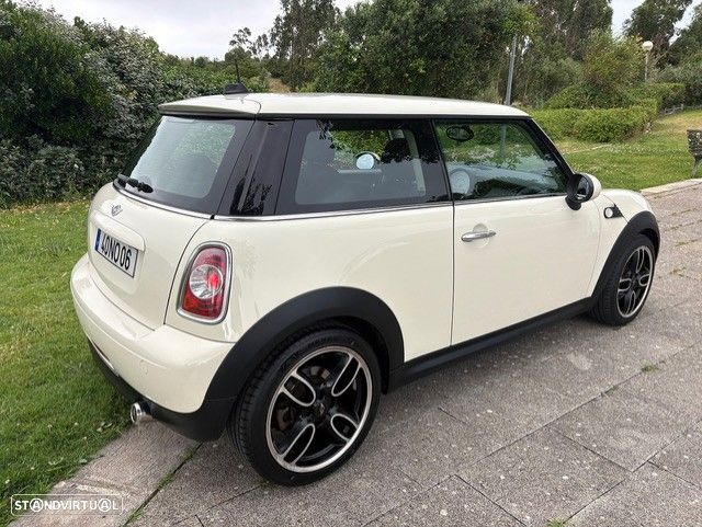 MINI 3 Portas One D - 5