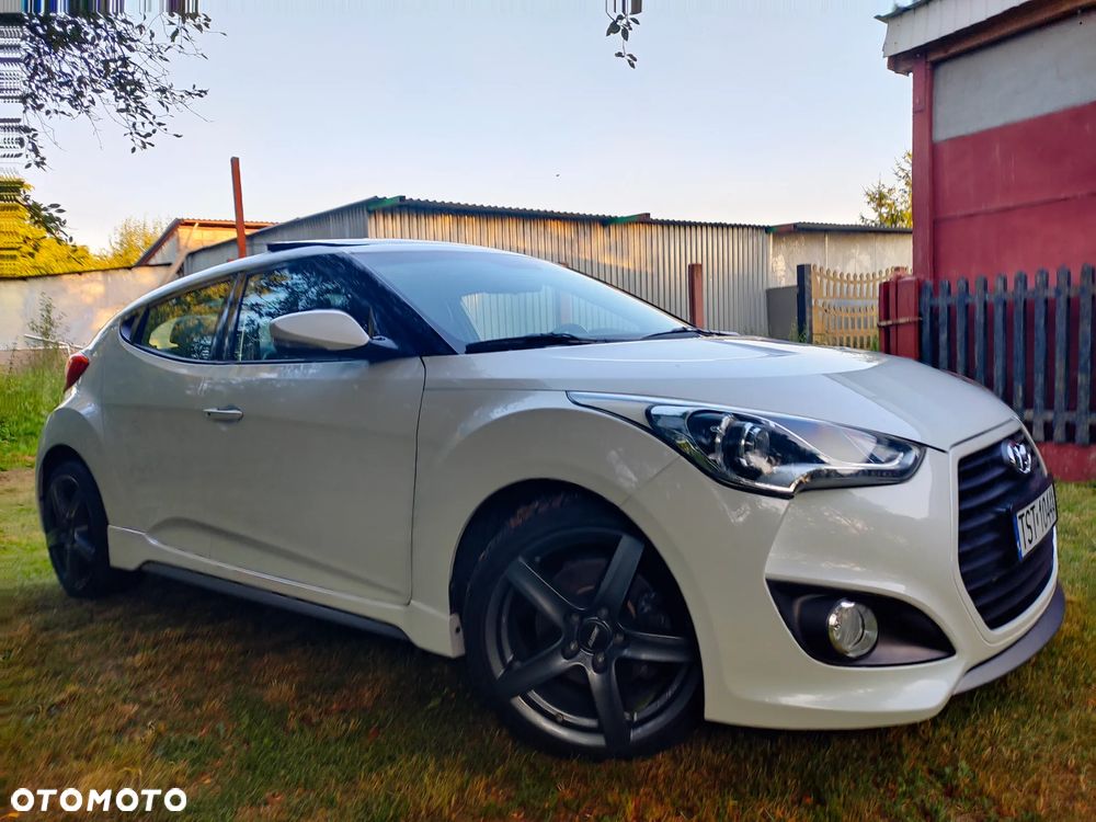 Hyundai Veloster - 16