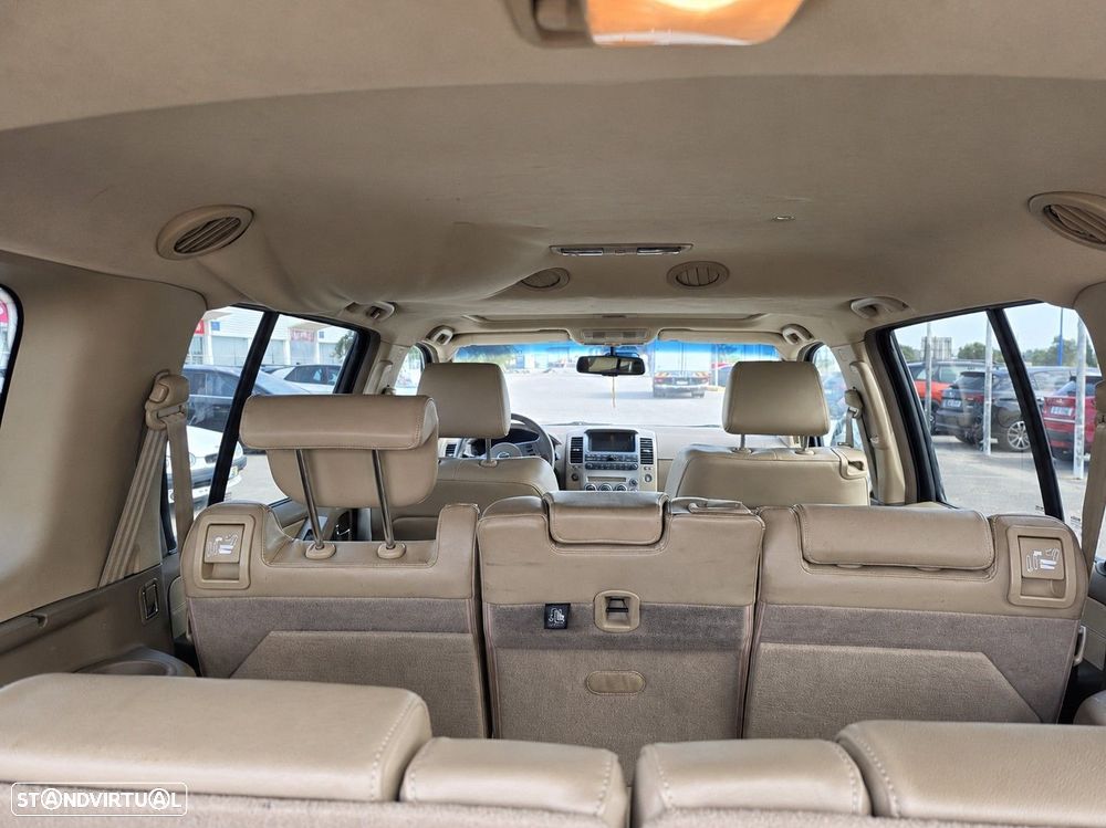 Nissan Pathfinder - 10