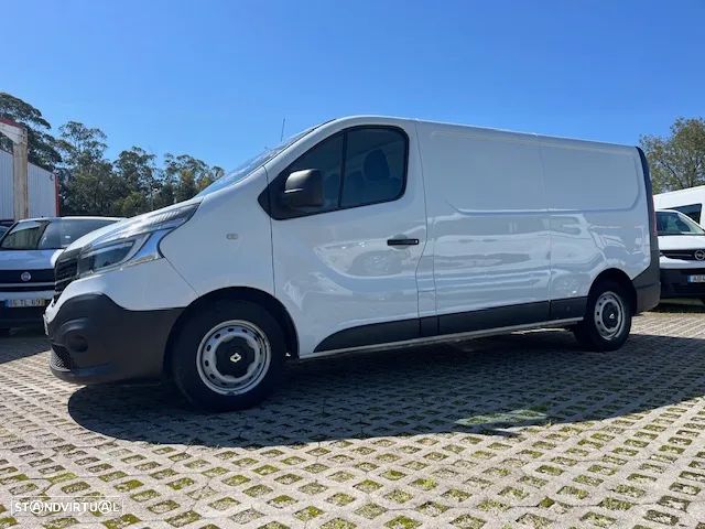 Renault TRAFIC 2.0 120cv LONGA - 4