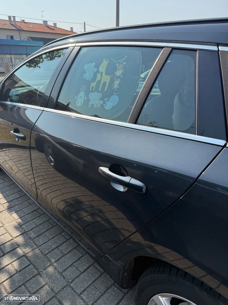Volvo V60 2.0 D2 R-Design - 17