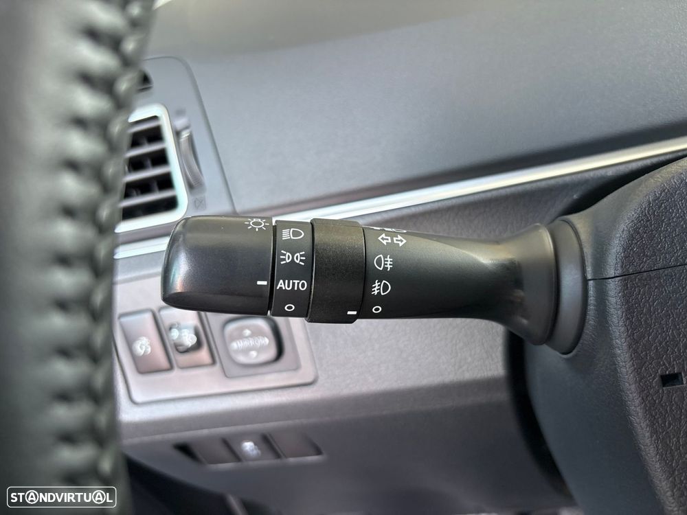 Toyota Verso 2.0 D-4D Exclusive+GPS - 19