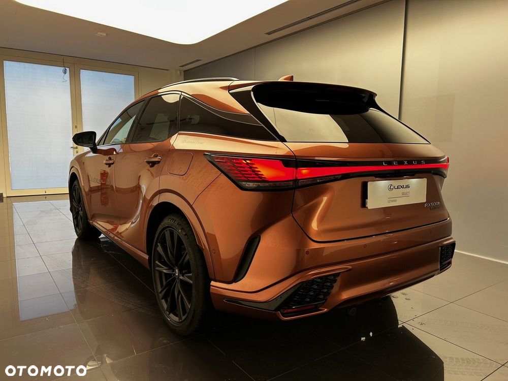 Lexus RX - 8