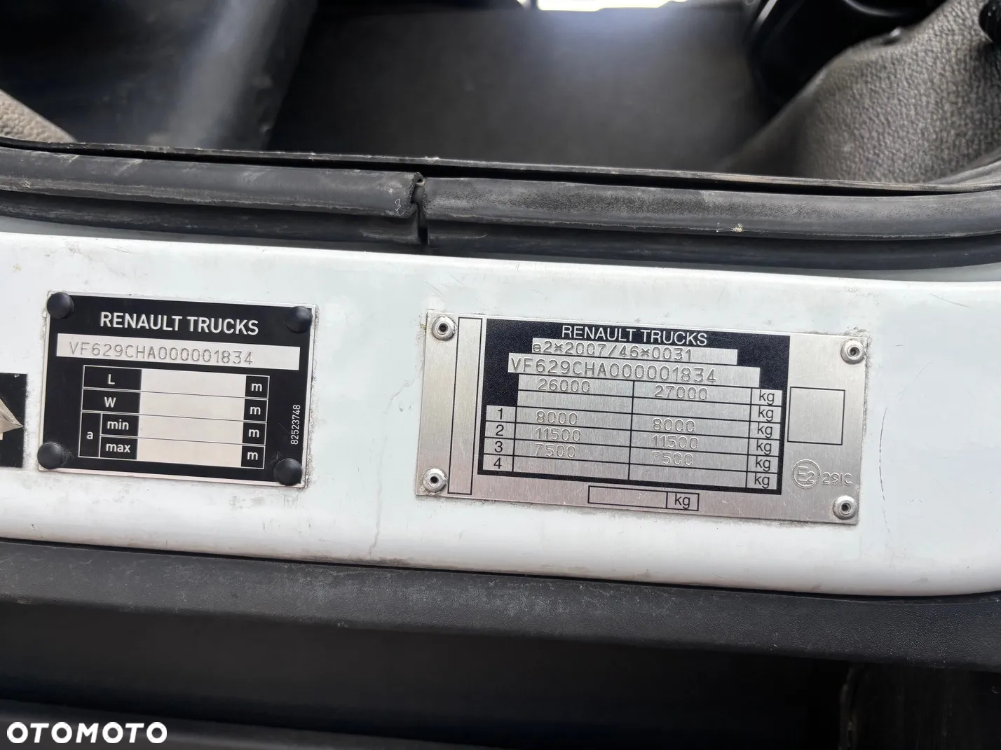 Renault PREMIUM P 340 26 T - 8