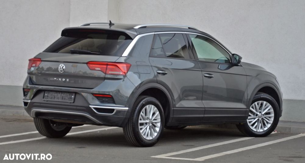 Volkswagen T-Roc - 11
