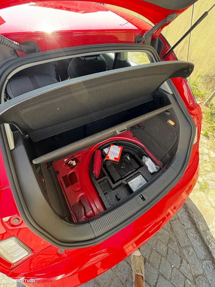 Audi A1 1.6 TDI Attraction - 10