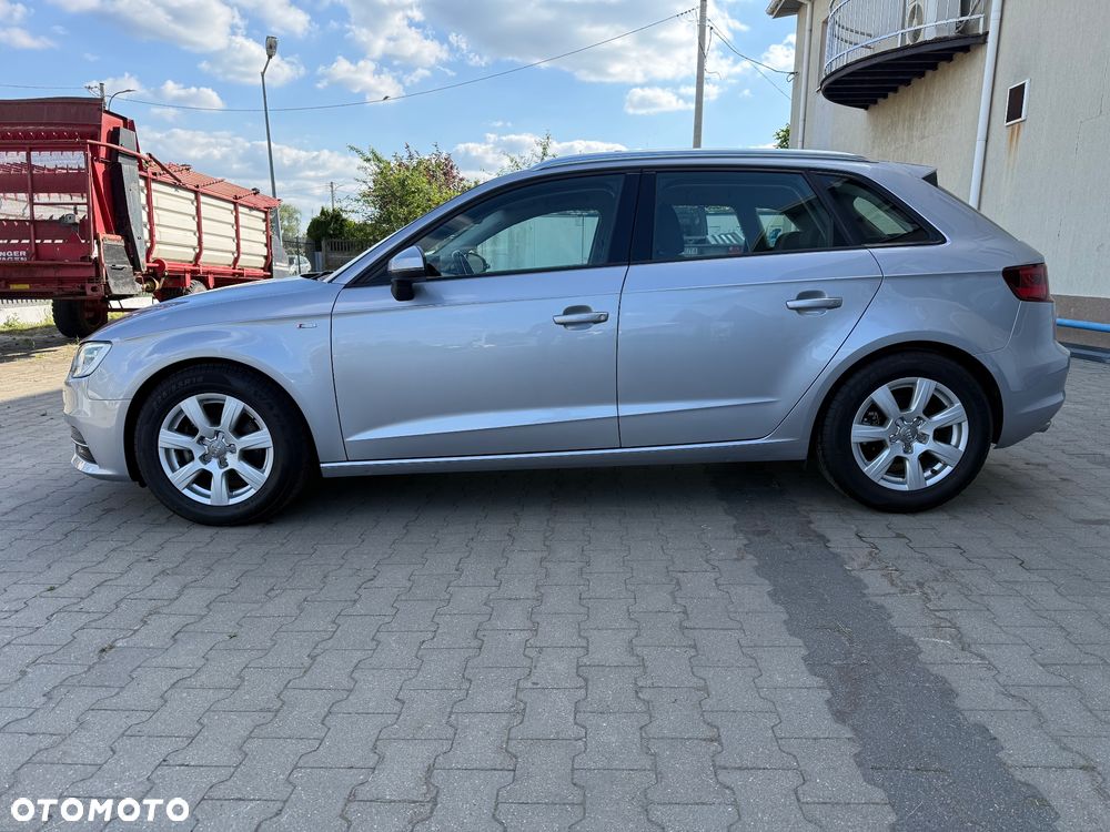 Audi A3 Sportback 2.0 TDI Attraction - 10