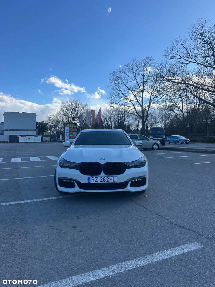 BMW Seria 7 740Li - 6
