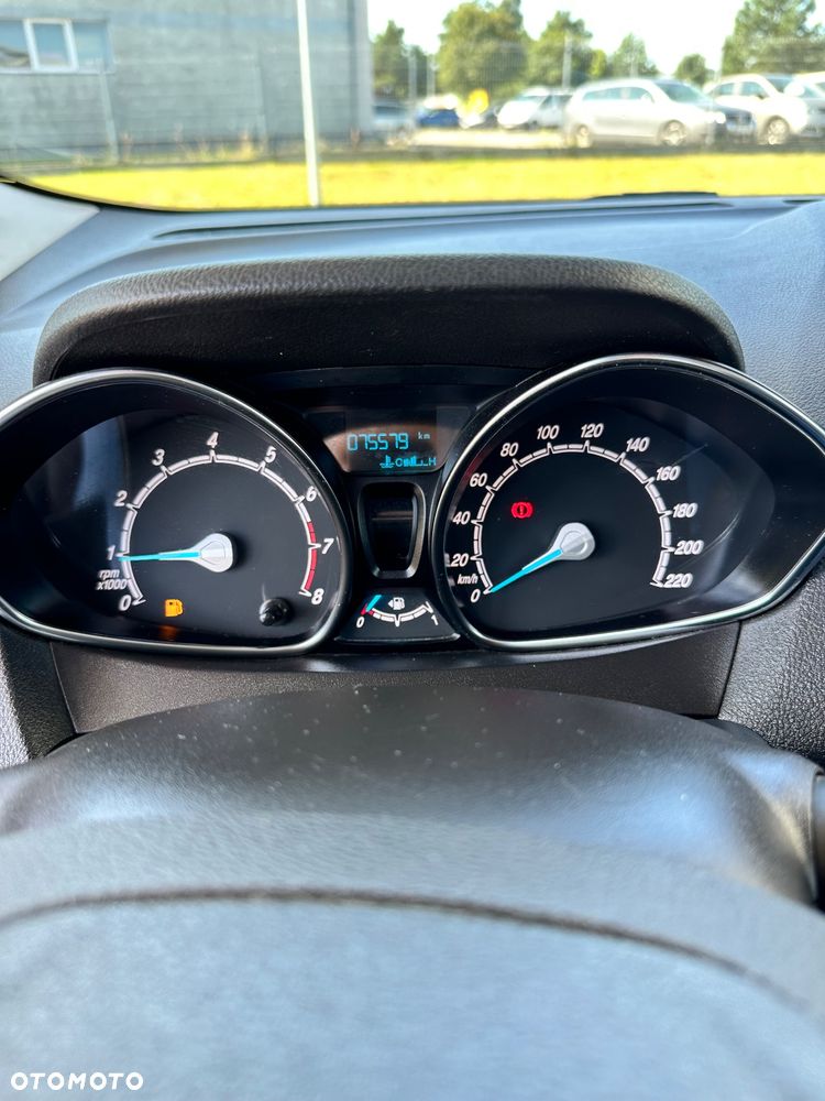 Ford Tourneo Courier 1.0 EcoBoost Titanium - 14