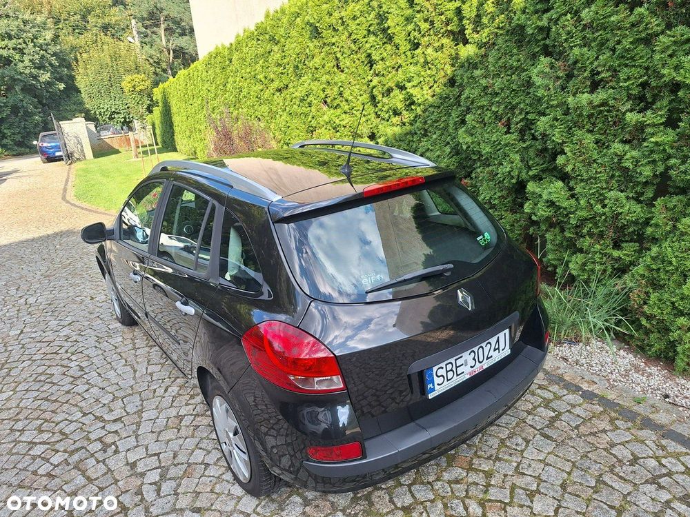 Renault Clio 1.2 16V 75 Dynamique - 29