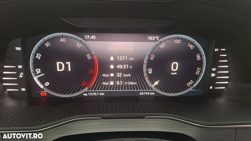 SKODA Superb 2022 — imagine 13