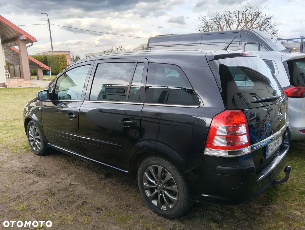 Opel Zafira 1.7 CDTI ecoFLEX Edition - 2