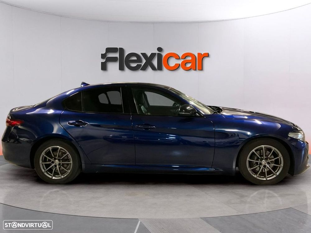 Alfa Romeo Giulia - 6