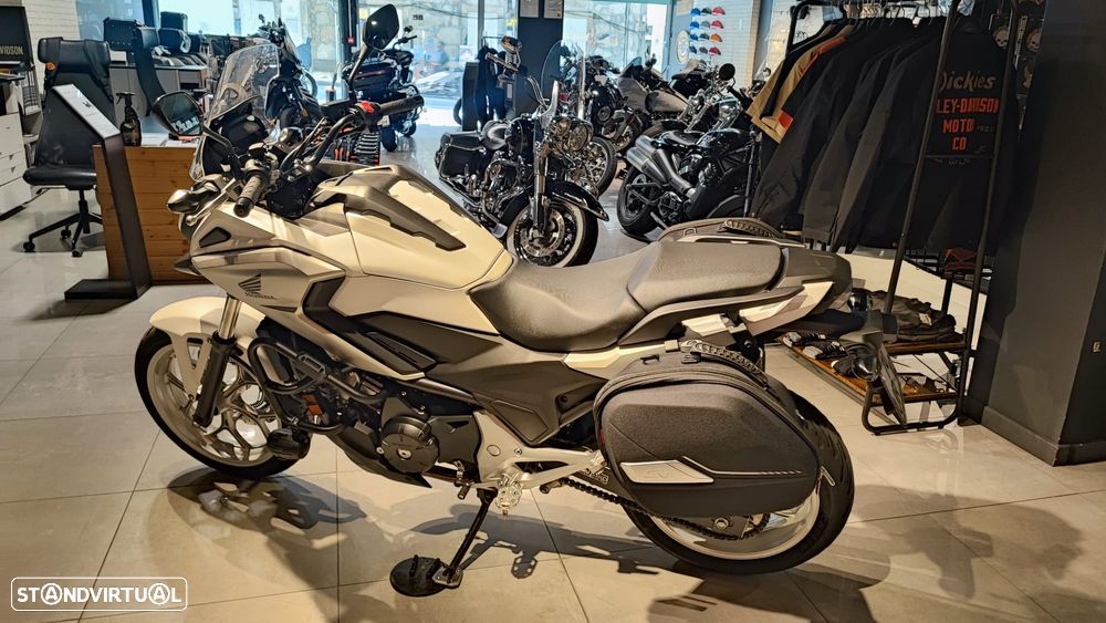 Honda NC750X - 6