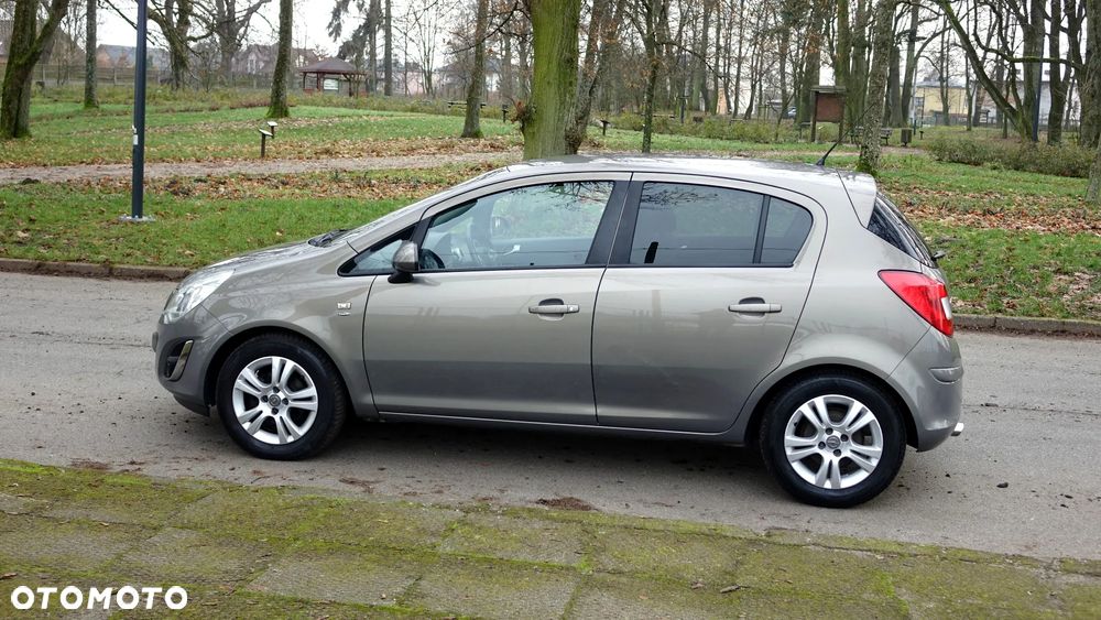 Opel Corsa 1.2 16V Innovation 110 Jahre - 24