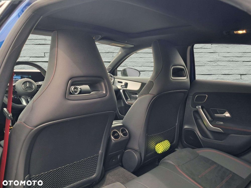 Mercedes-Benz Klasa A 35 AMG 4-Matic 8G-DCT - 12