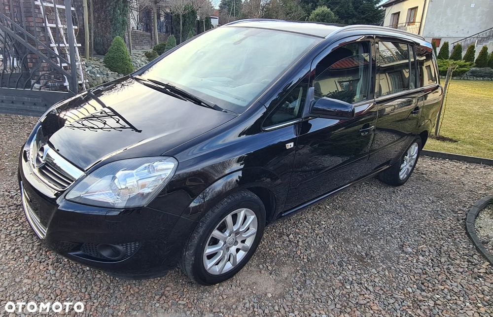 Opel Zafira 1.8 - 8