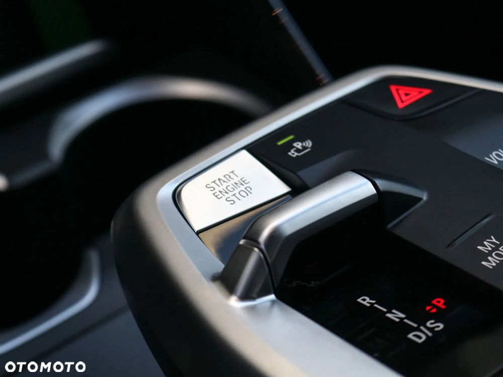 BMW X1 sDrive18d M Sport - 23