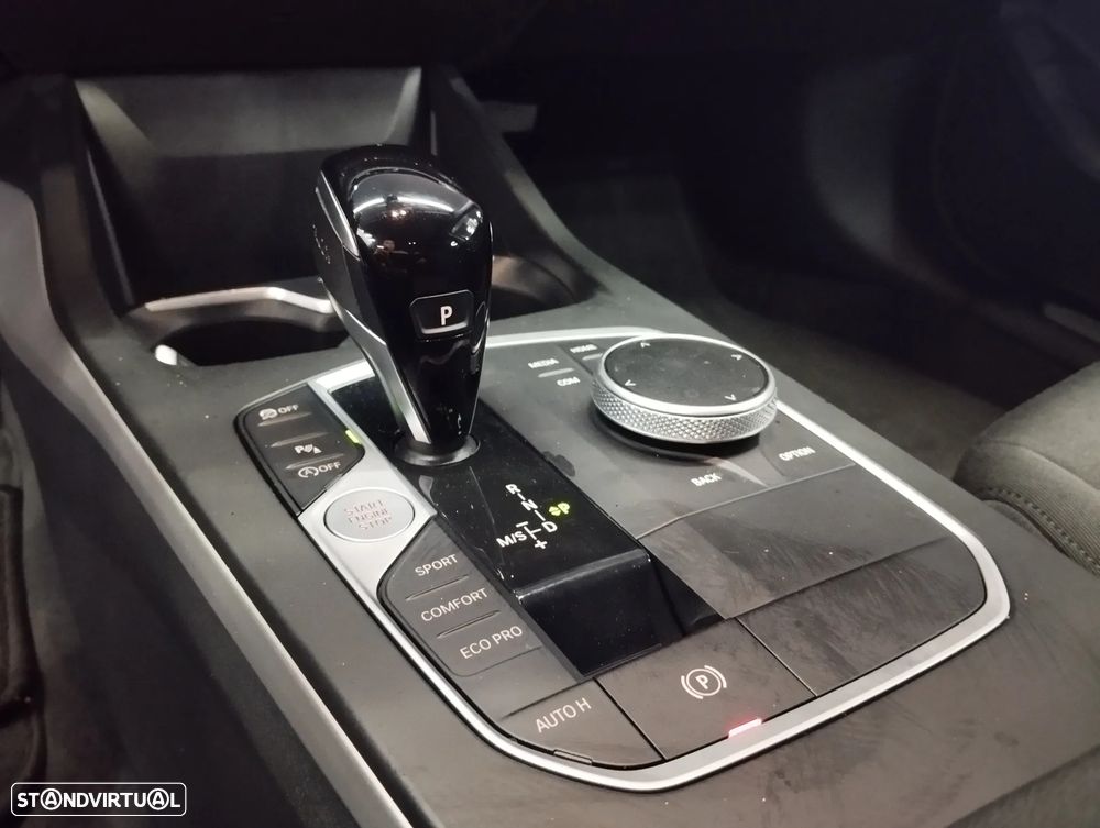 BMW 116 d Advantage Auto - 35