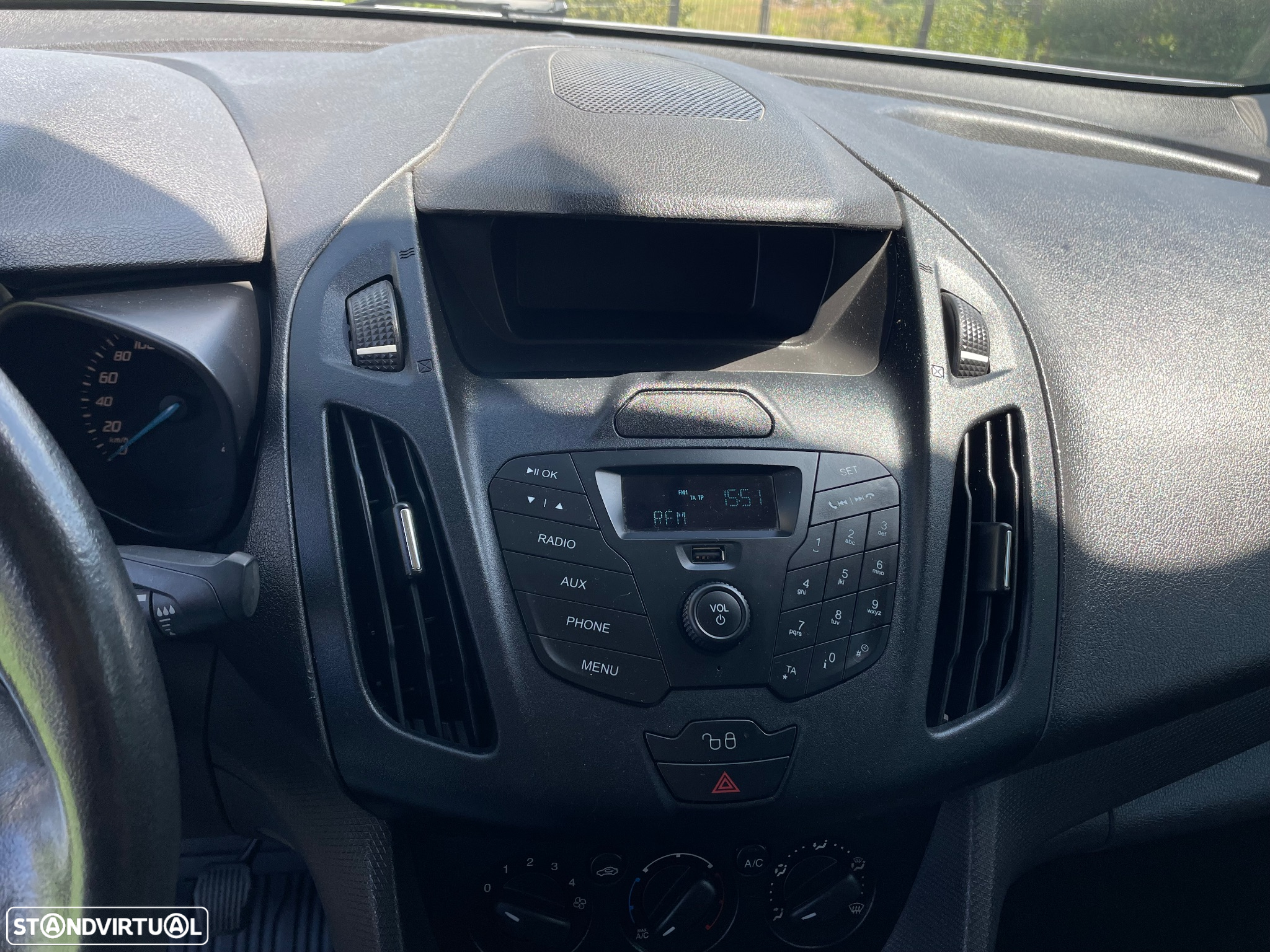 Ford Transit Connect 240 L2 Trend - 23