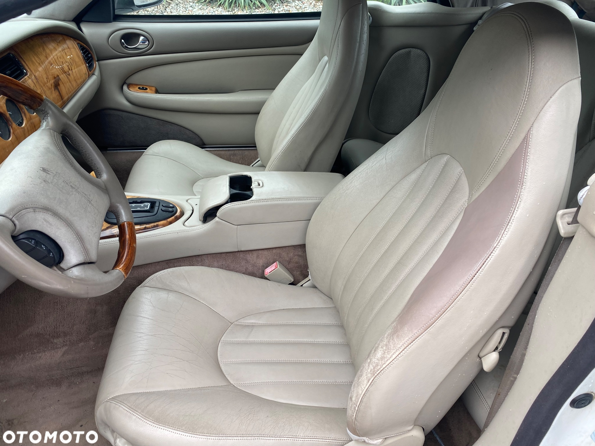 Jaguar XK8 4.2 - 18