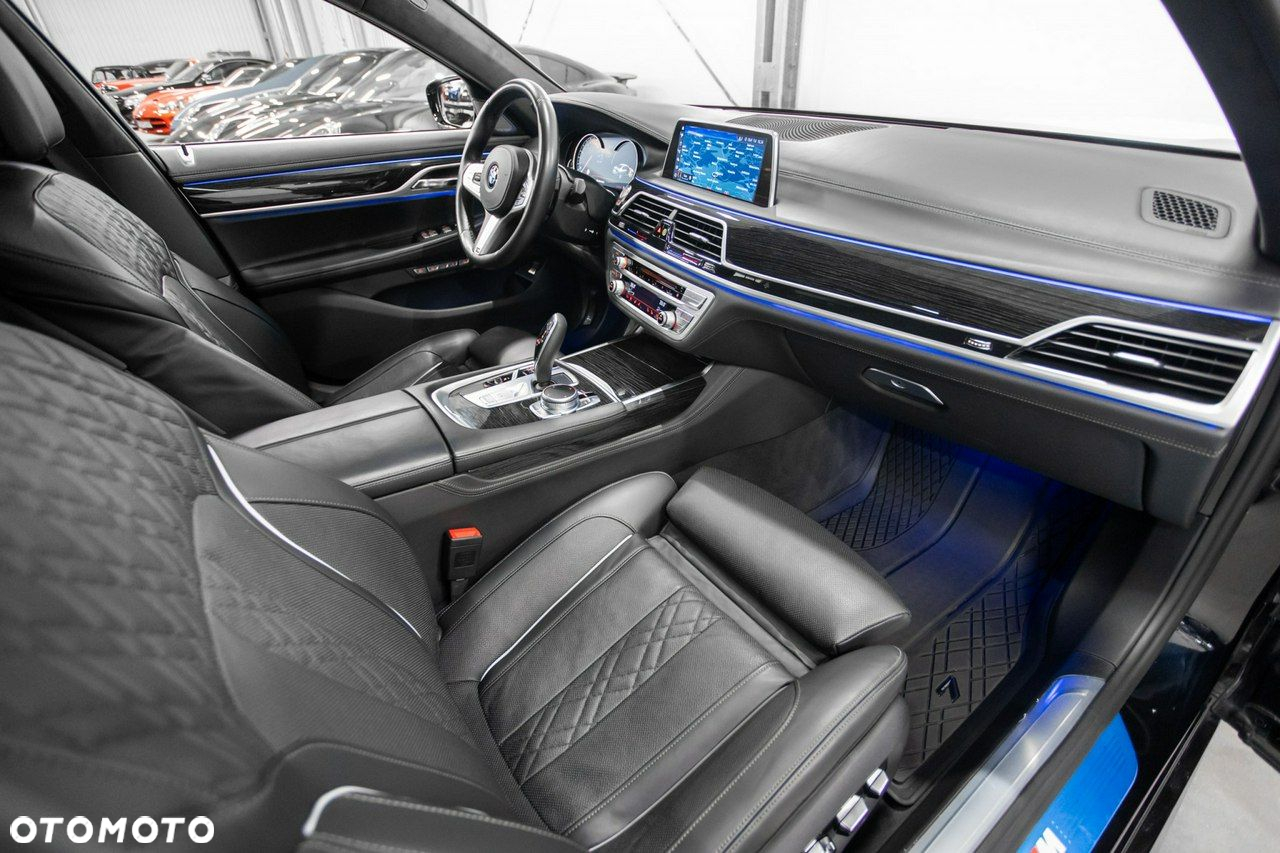 BMW Seria 7 - 19